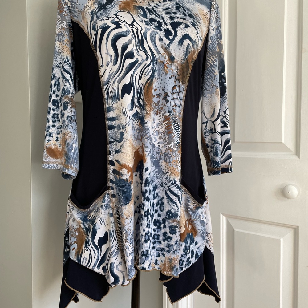Tunic Top - Picture 3 of 10